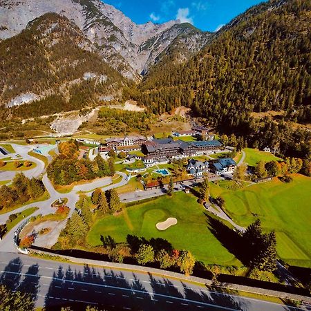 Hotel Gut Brandlhof Saalfelden Exterior foto