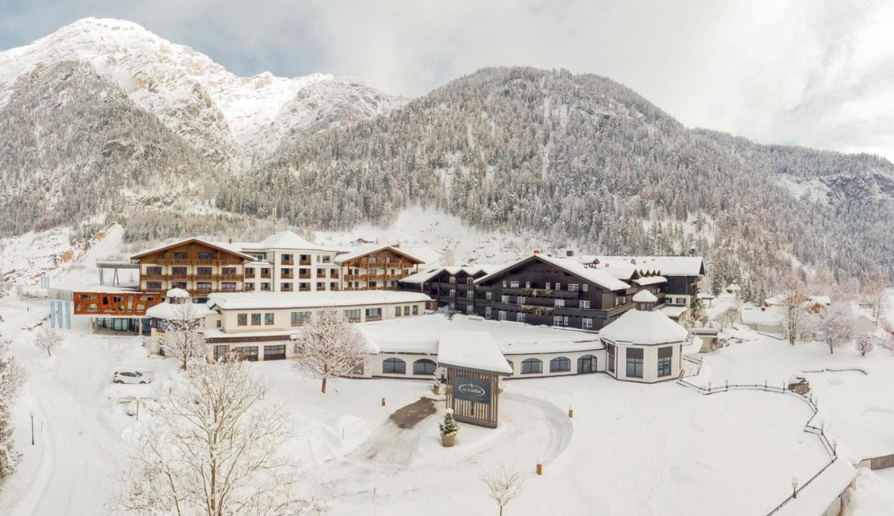 Hotel Gut Brandlhof Saalfelden Exterior foto